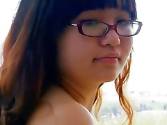 털이 못 난 십 대 gita 자연과 쇼 엉덩이에 알몸!